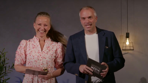 Tone og Bjarte inviterer til andre Sommerkveld med venner