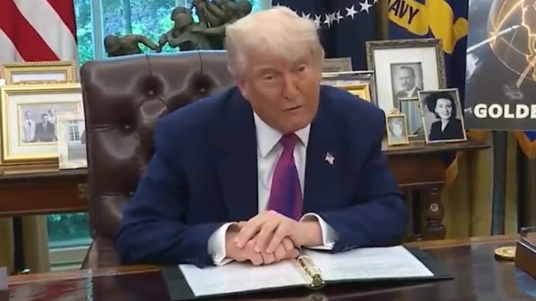 Trump takker Iran for å ha varslet om angrepet mot amerikansk militærbase