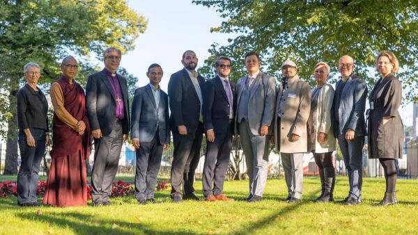 Appellerer til samhold i krevende tider