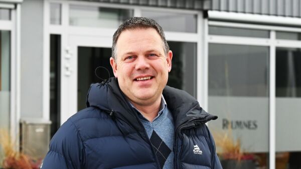 Lokalavis-redaktøren fjernet andaktene - det skaper reaksjoner