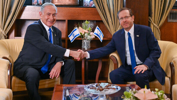 Netanyahu får mer tid til å danne regjering