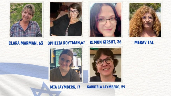 Ti israelske kvinner ble satt fri tirsdag kveld