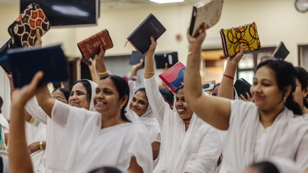 Stadig flere blir kristne i muslimske gulfstater