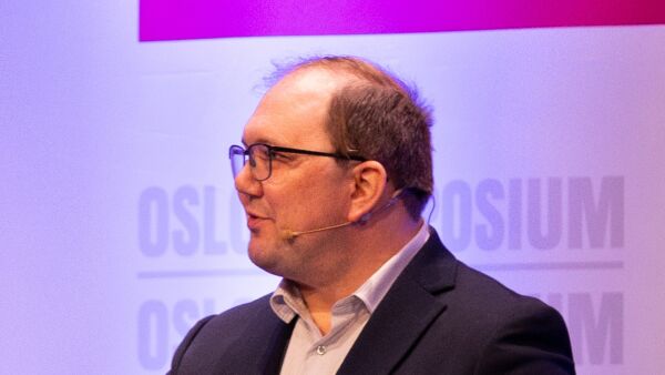 – Vi trenger journalistikk som setter sannhet foran narrativ