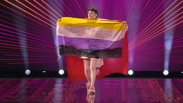 Prideflagg blir forbudt for artistene på scenen