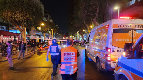 Terrorangrep i sentrum av Tel Aviv
