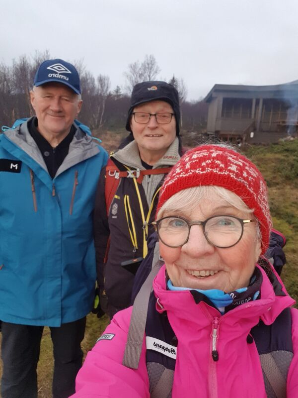 76 år