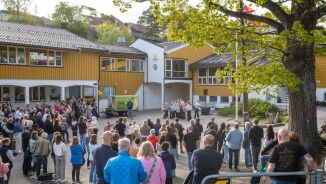 Glede, takknemlighet og tro på fremtiden da Oasen skole Vågsbygd åpnet nye lokaler