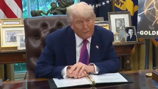 Trump takker Iran for å ha varslet om angrepet mot amerikansk militærbase